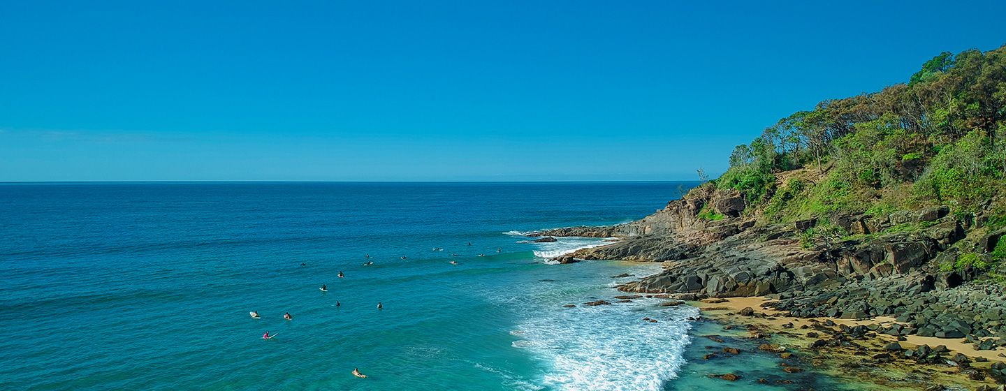 noosa main beach surf hero header 3