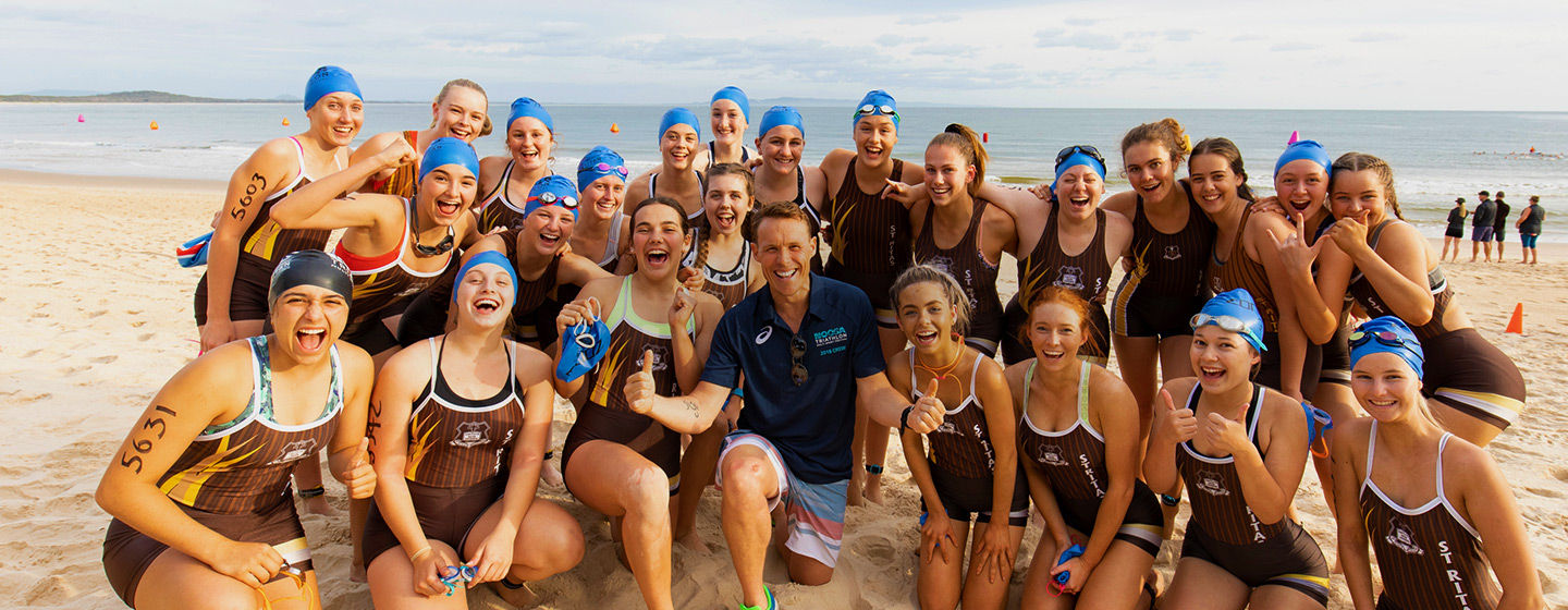 run swim run girls group smiles header