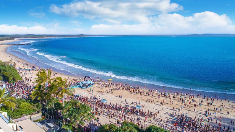 NoosaTri 21 destination beach start content